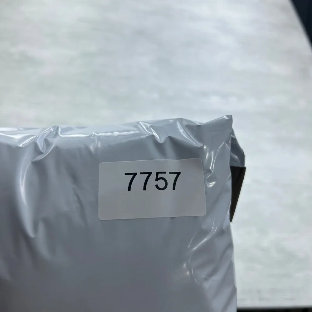 Vintage Y2K Nike Sweatshirt Size Medium White Sportswear Swoosh‎ Hoodie